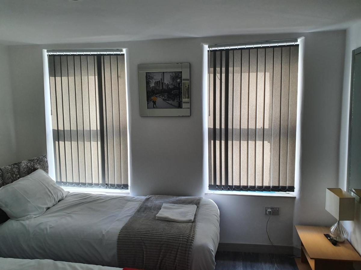 Modern City Centre Apartments ลิเวอร์พูล ภายนอก รูปภาพ